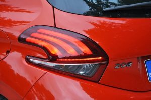 Δοκιμή Peugeot 208 1.2 PureTech 110 EAT6