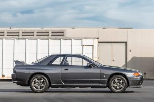 Στο σφυρί Nissan Skyline GT-R του 1989 με 23.360 χλμ.!