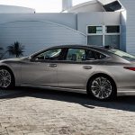 Νέο Lexus LS με μοτέρ 415 ίππων και 10ρι κιβώτιο (+video)