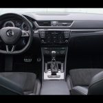 «Δράκος» Skoda Superb SportLine 2.0 TSI 280 PS 4x4