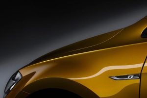 Νέο VW Golf R-Line: Τι περιλαμβάνει και πόσο κοστίζει