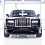 Μοναδική πολυτέλεια για την τελευταία Rolls-Royce Phantom
