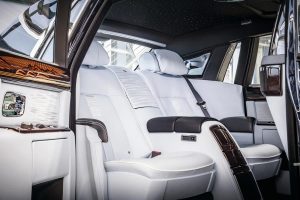 Μοναδική πολυτέλεια για την τελευταία Rolls-Royce Phantom