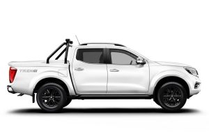 Συλλεκτικό Nissan Navara με άγριες διαθέσεις