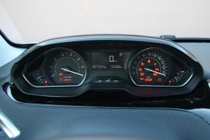 Δοκιμή Peugeot 2008 1.2 PureTech 110 PS EAT6