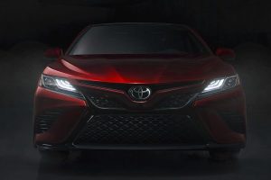 Νέο Toyota Camry με… άγριες διαθέσεις