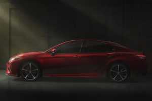 Νέο Toyota Camry με… άγριες διαθέσεις