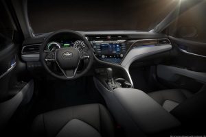 Νέο Toyota Camry με… άγριες διαθέσεις