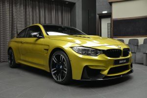 Ακαταμάχητη BMW M4 με πολύ… M Performance