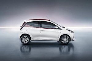 Νέο Toyota Aygo x-pose σε 1.500 μόνο μονάδες