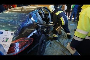 Διαμελισμός νέας Porsche Panamera προκαλεί… πόνο