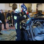 Διαμελισμός νέας Porsche Panamera προκαλεί... πόνο