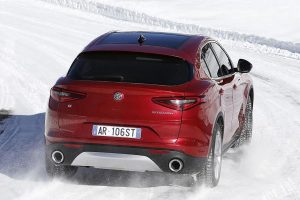 Alfa Romeo Stelvio: Τιμές, επιδόσεις, εξοπλισμοί και πότε έρχεται