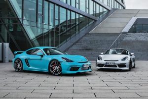 Με 400 άλογα και «καυτές» επιδόσεις οι Porsche Boxster και Cayman