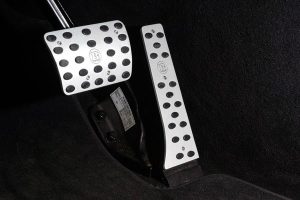 Η Brabus βελτιώνει τις Mercedes GLC και GLC Coupe