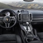 Νέα Porsche Cayenne S Platinum για περισσότερη πολυτέλεια