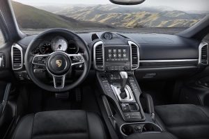 Νέα Porsche Cayenne S Platinum για περισσότερη πολυτέλεια