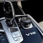 Η πληθωρική BMW M760Li xDrive των 291.000 ευρώ!