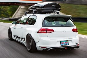 VW Golf GTI επέστρεψε τούμπανο από τον κόσμο των νεκρών…