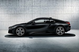 Νέο περιορισμένης παραγωγής BMW i8 Protonic Frozen Black