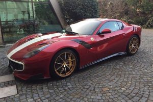 Η «απαγορευμένη» φωτογραφία του Pagani με τη νέα του Ferrari