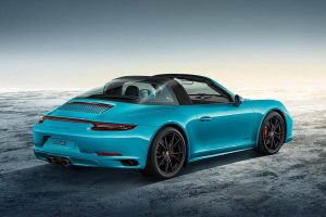 Η Porsche δημιουργεί μια μοναδική 911 Targa