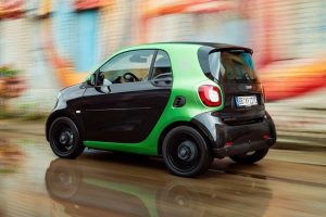 Η smart βάζει τέλος στη βενζίνη στις Η.Π.Α.