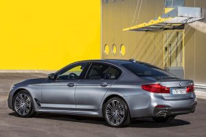 Οδηγούμε στην Ελλάδα τη νέα BMW Σειρά 5