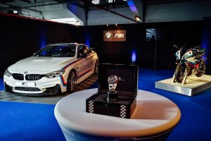 Το ασύλληπτο δώρο της BMW στους αγοραστές της M4 Magny Cours Edition