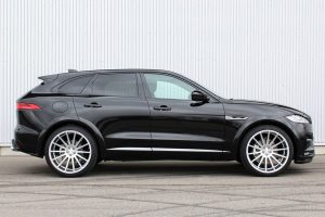 Διπλή αύξηση ισχύος και πιο επιθετική εμφάνιση για την Jaguar F-Pace (+video)