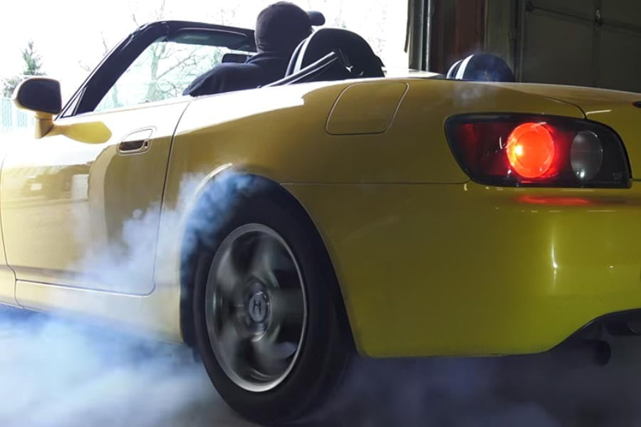 Μάθε παιδί μου burn out… με Honda S2000 (+videos)