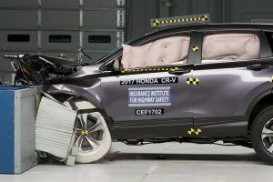 Πρώτο crash test για το νέο Honda CR-V (+video)