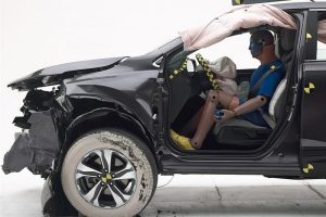 Πρώτο crash test για το νέο Honda CR-V (+video)