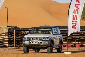 Νέο πιο σκληροτράχηλο Nissan Patrol Super Safari