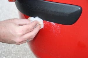 Αφαίρεση γρατσουνιών από το αυτοκίνητο