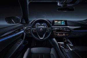 Η απόλυτη BMW Alpina B5 Bi-Turbo των 608 ίππων (+video)