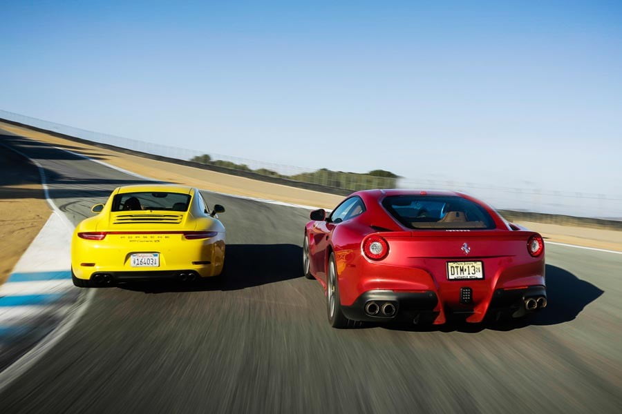 Πόσα βγάζουν Porsche και Ferrari ανά αυτοκίνητο