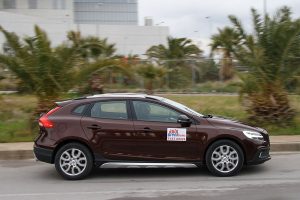 Δοκιμή Volvo V40 Cross Country T3