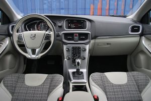 Δοκιμή Volvo V40 Cross Country T3