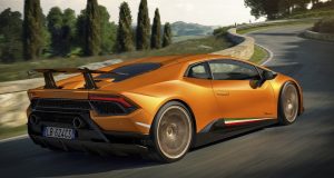 Νέα Lamborghini Huracan Performante με 640 άλογα