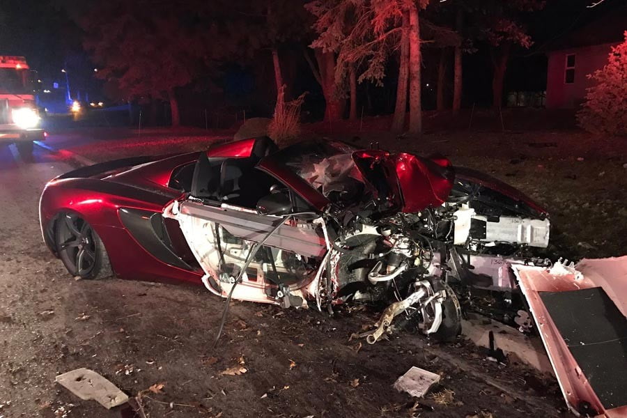 23χρονος διέλυσε McLaren 650S Spider