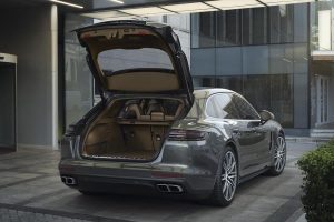 Εντυπωσιακή η νέα Porsche Panamera Sport Turismo
