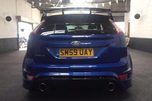 Στο σφυρί Ford Focus RS του 2009 με 72 χιλιόμετρα!