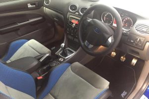 Στο σφυρί Ford Focus RS του 2009 με 72 χιλιόμετρα!