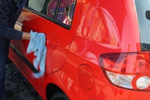 Πλύσιμο και γυάλισμα αυτοκινήτου