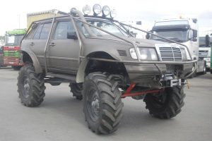 Bigfoot Mercedes 300ΤΕ με βάση Unimog για 5.000 ευρώ