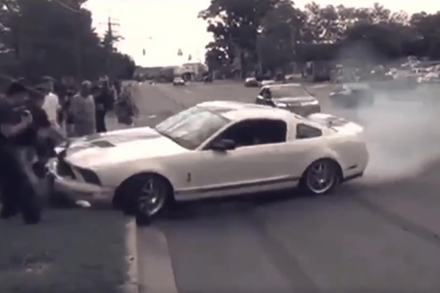 Όταν έχεις δύναμη αλλά δεν είσαι χεράς… (+video compilation)