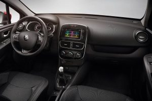 Νέο πλούσιο Renault Clio Business με χώρο φόρτωσης μισού τόνου