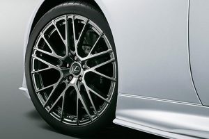 Όταν η TRD πιάνει στα χέρια της το Lexus LC 500