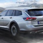 Opel Insignia Country Tourer: Στέισον και crossover μαζί